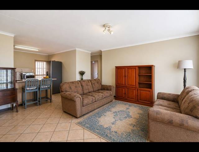 2 BEDROOM TOWNHOUSE FOR SALE IN ELARDUSPARK